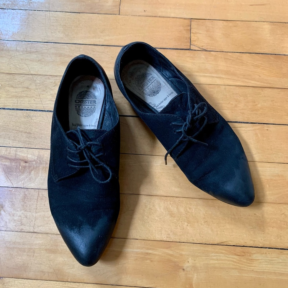 Genuine suede shoes, Chester